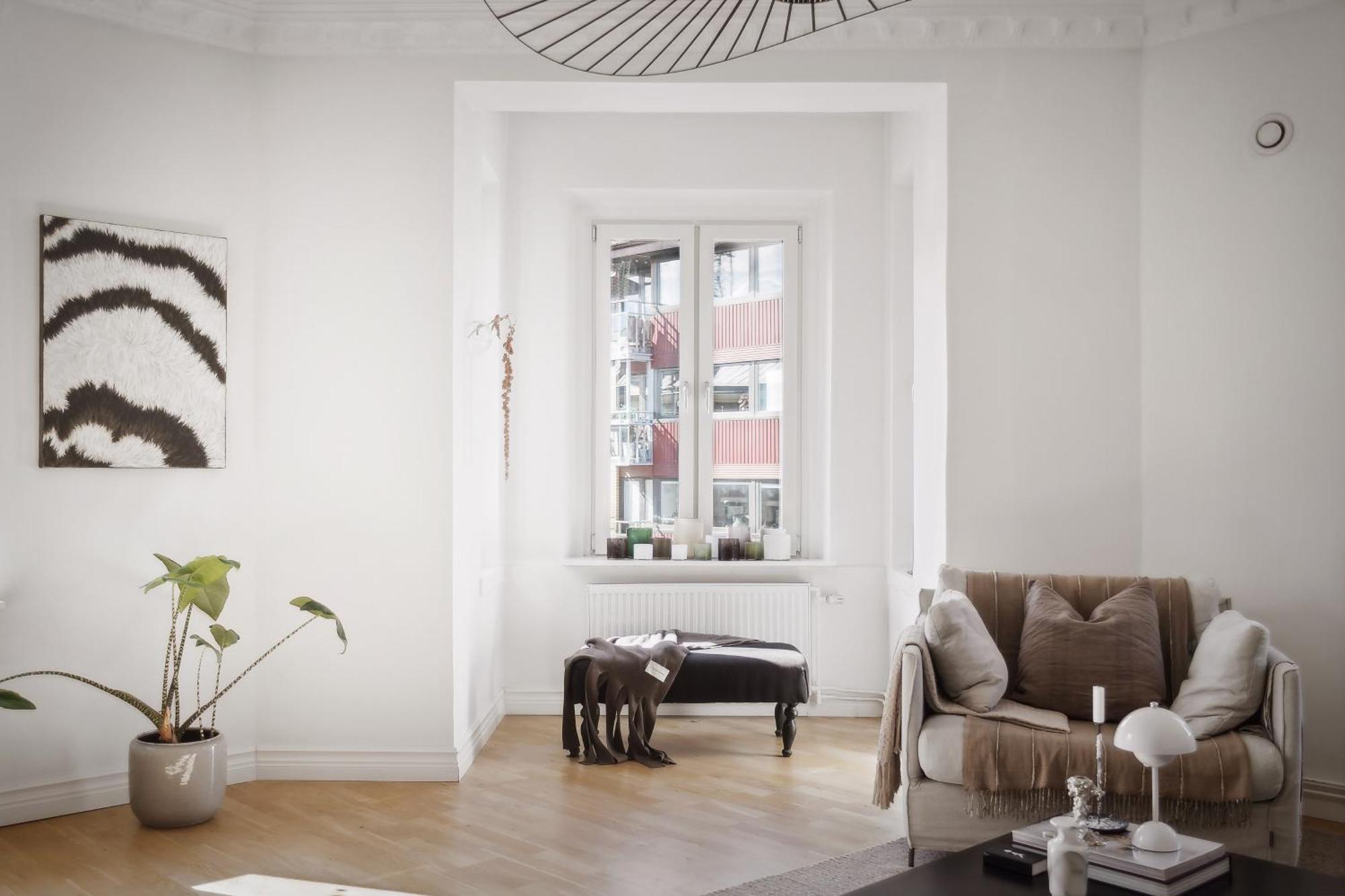 En Sekelskifteslaegenhet Med Grym Utsikt I Centrala * Göteborg